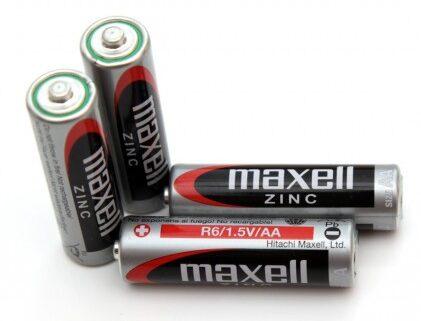 Zinc carbon battery